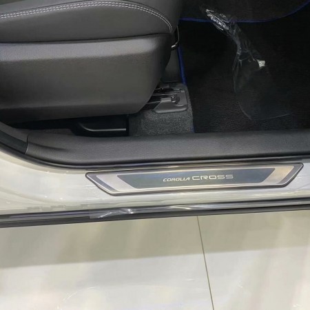 2020 corolla door sill protectors